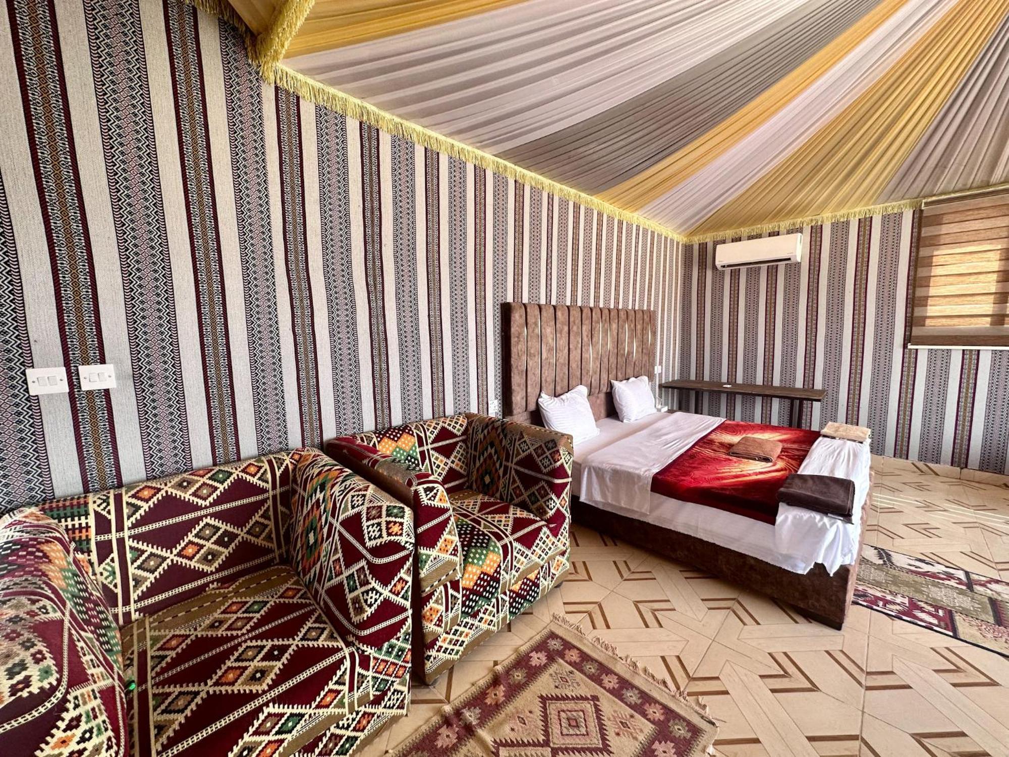 Hasan Zawaideh Camp Hotel Wadi Rum Ngoại thất bức ảnh